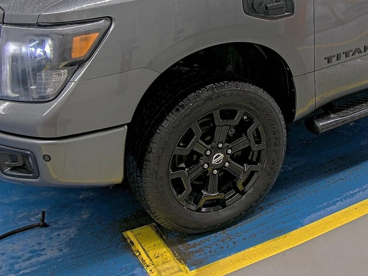 Nissan Titan XD PRO-4X Crew Cab 4WD Diesel 2018