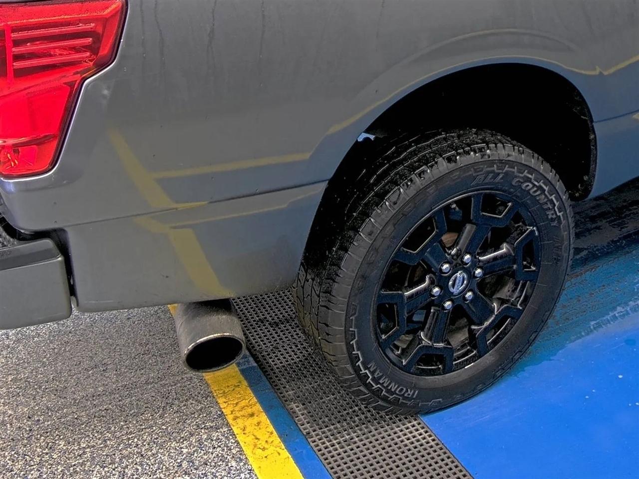 Nissan Titan XD PRO-4X Crew Cab 4WD Diesel 2018