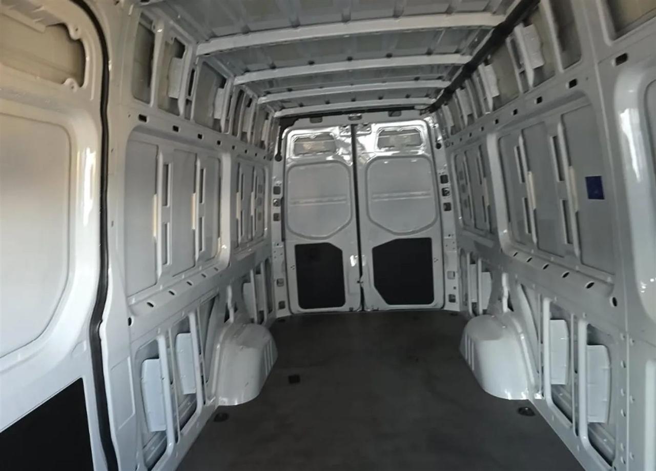 Mercedes-Benz Sprinter 2500 170-in. WB 2025