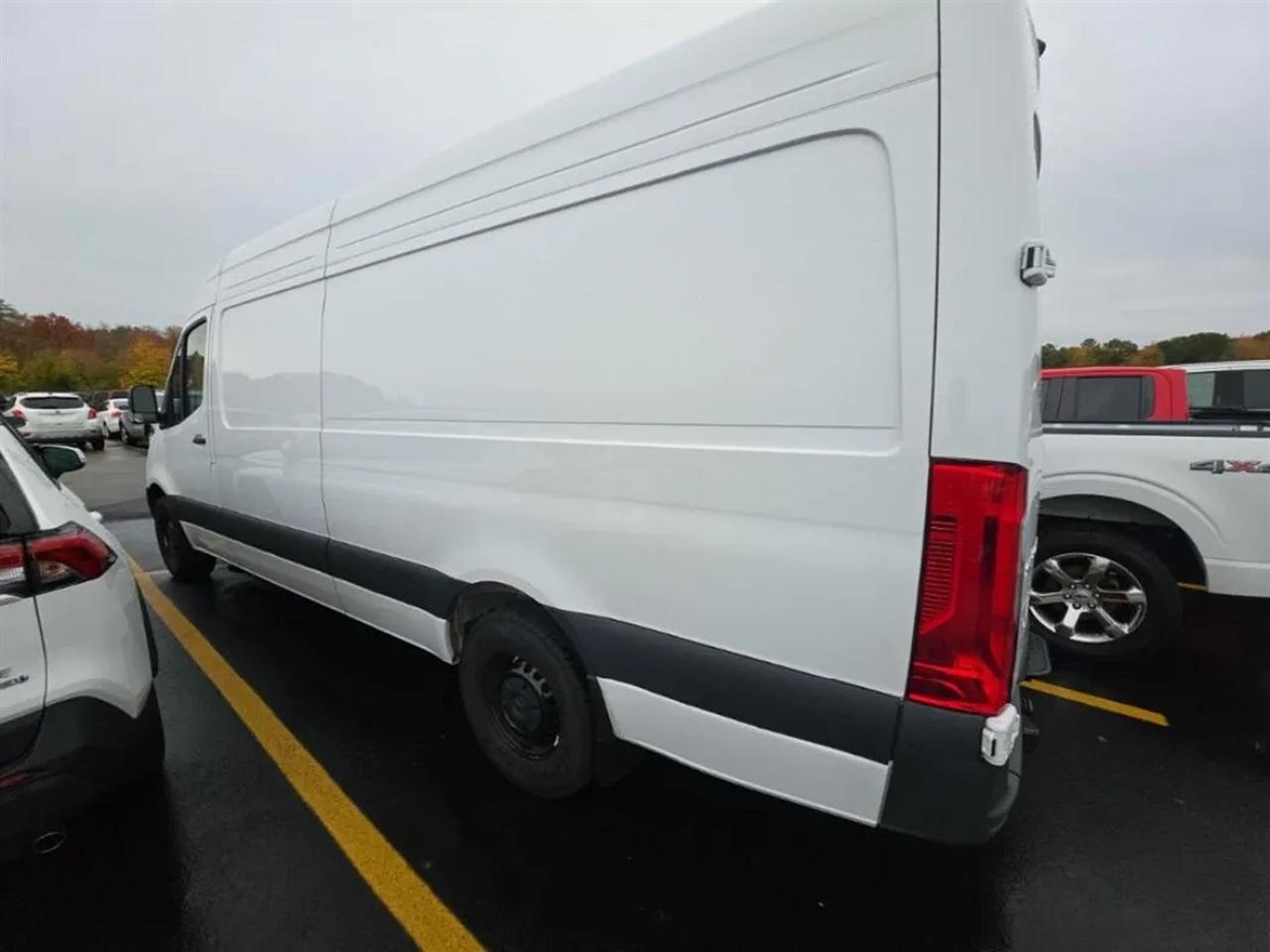 Mercedes-Benz Sprinter 2500 170-in. WB 2025