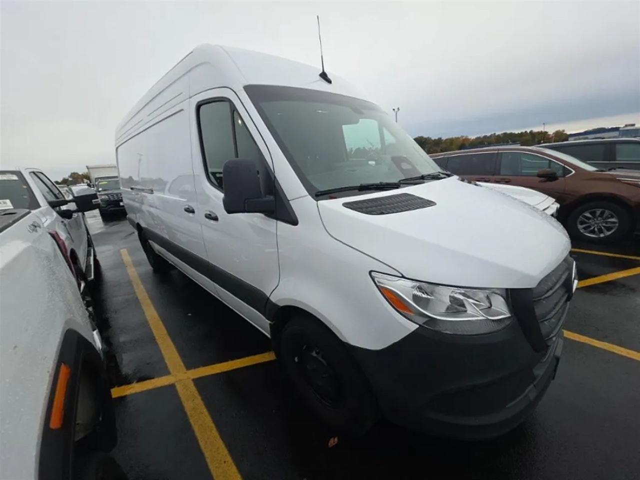 Mercedes-Benz Sprinter 2500 170-in. WB 2025