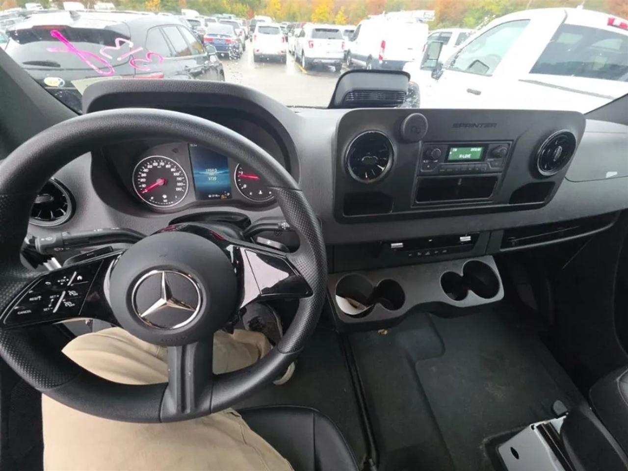 Mercedes-Benz Sprinter 2500 170-in. WB 2025