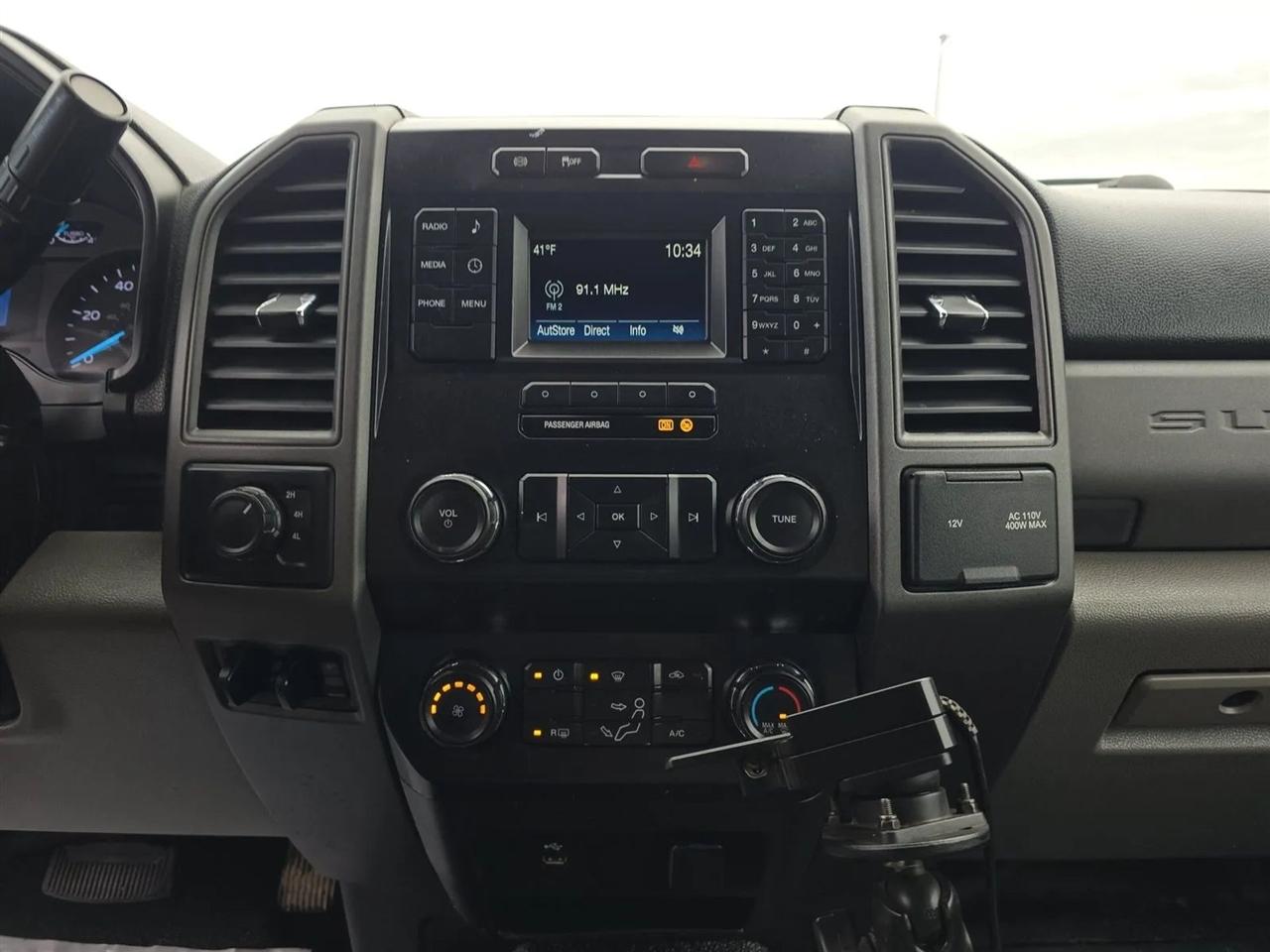 Ford F-450 SD Crew Cab DRW 4WD 2019
