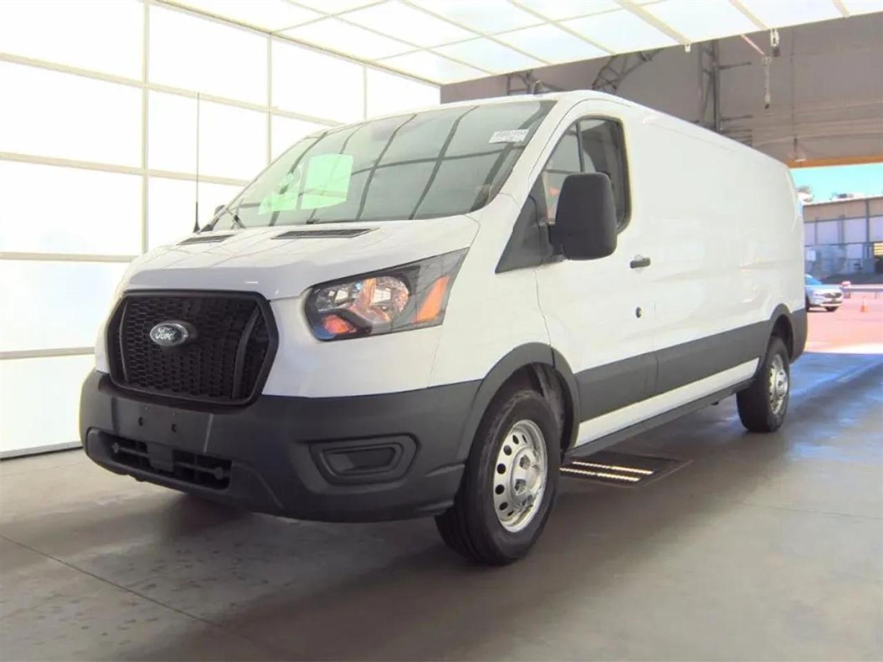 Ford Transit T-350 HD Low Roof 2023