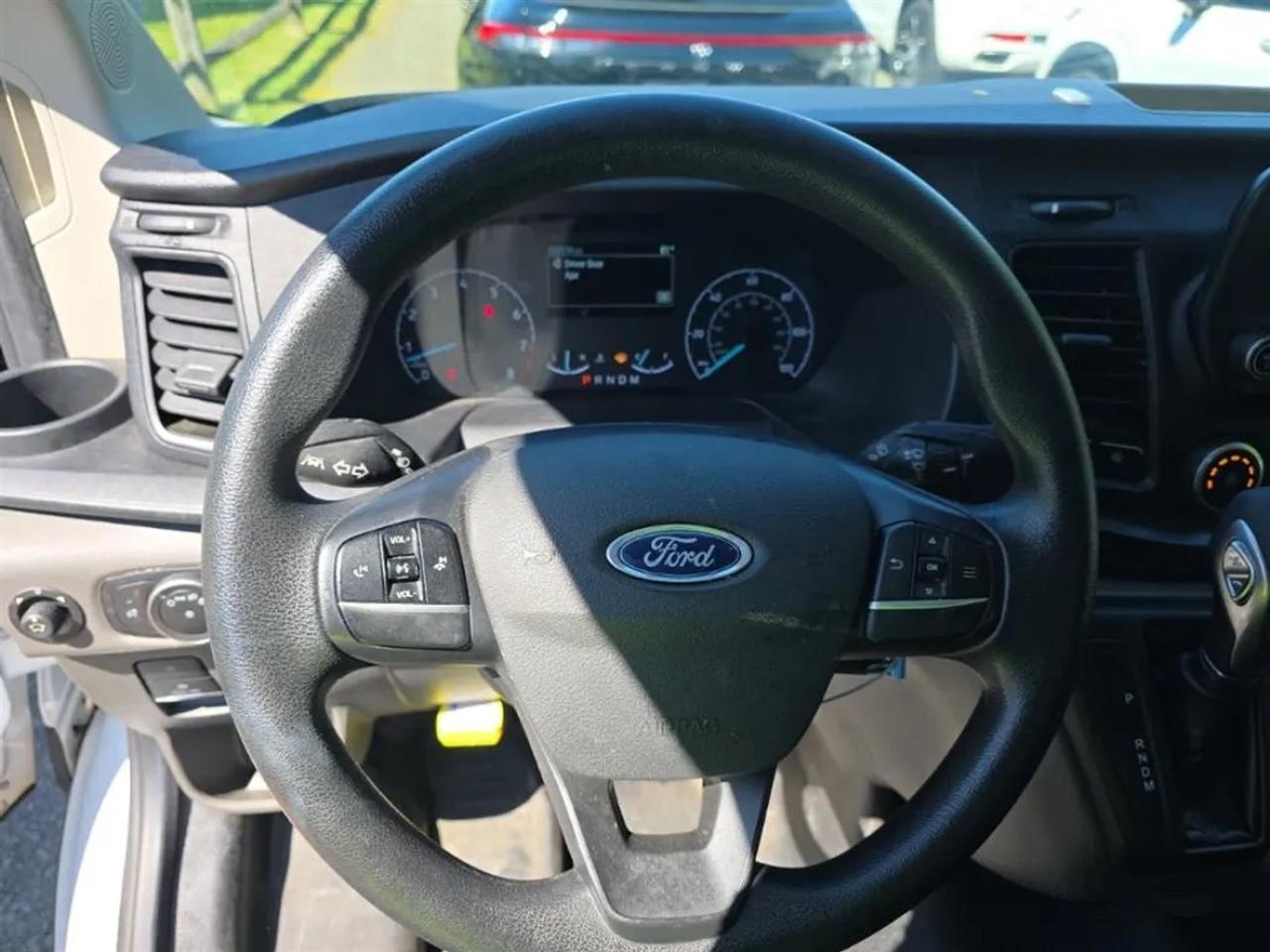Ford Transit T-350 HD Low Roof 2023