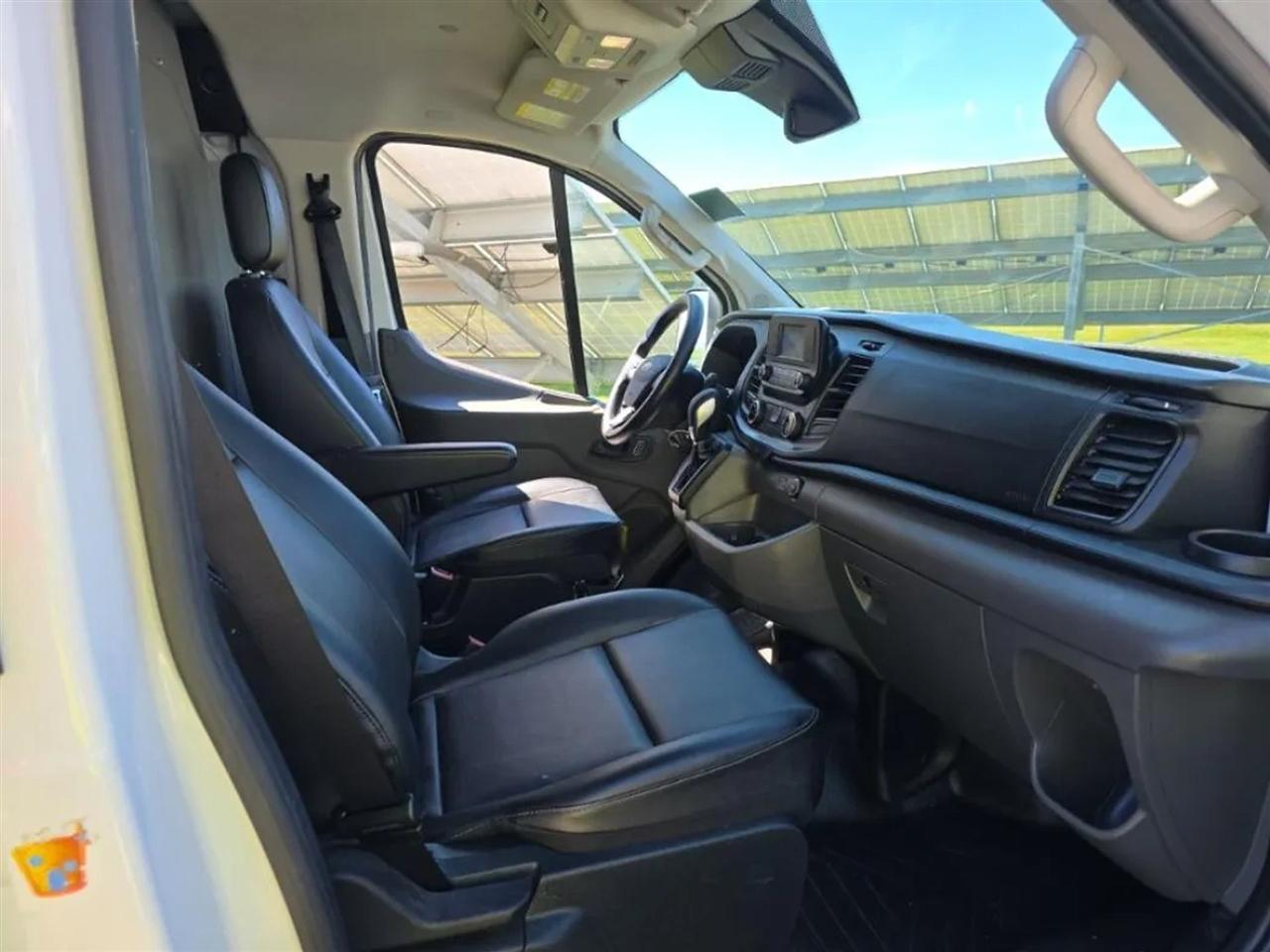 Ford Transit T-350 HD Low Roof 2023