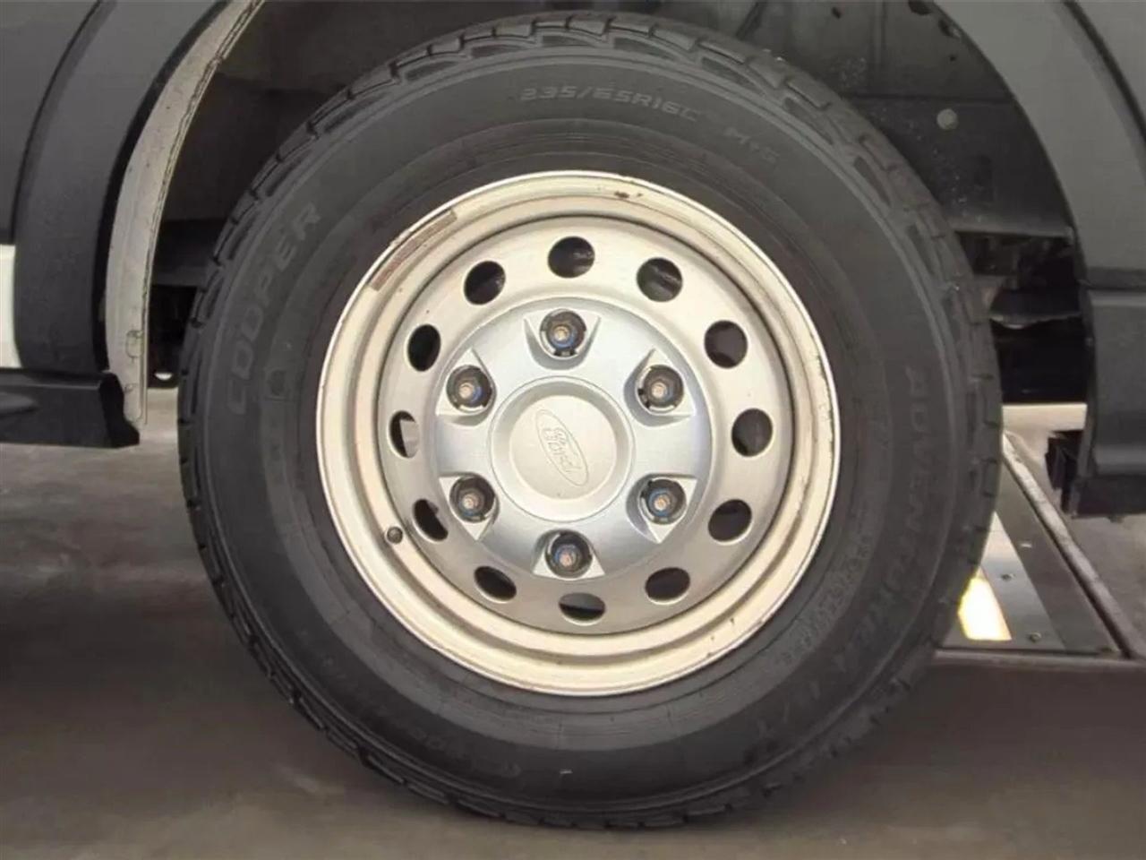 Ford Transit T-350 HD Low Roof 2023