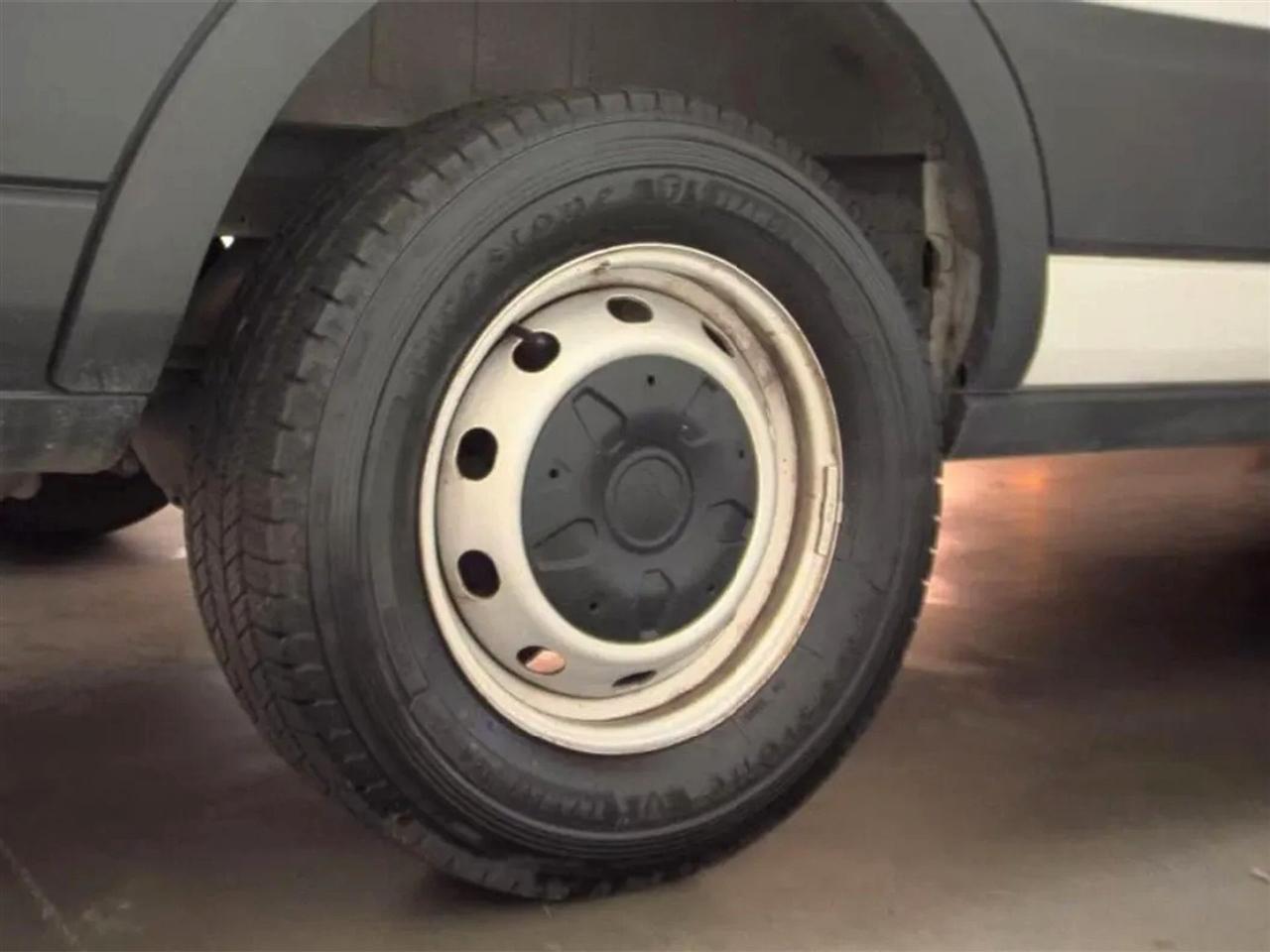 Ford Transit 150 Van Low Roof w/Sliding Pass. 130-in. WB 2021