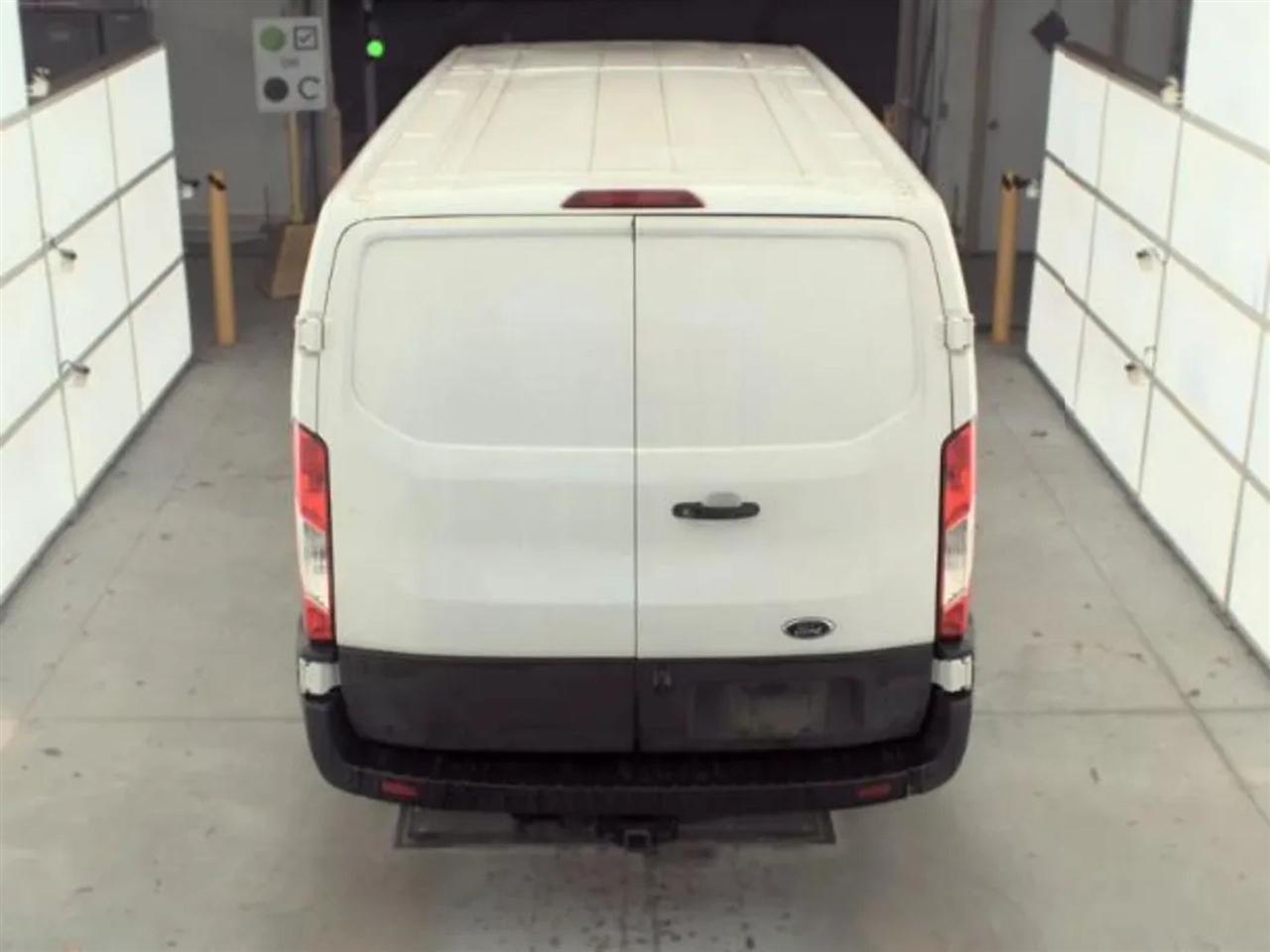 Ford Transit 250 Van Low Roof w/Sliding Pass. 130-in. WB 2021