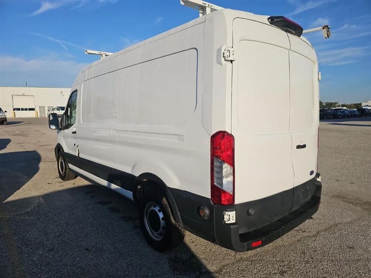 Ford Transit 250 Van Med. Roof w/Sliding Pass. 130-in. WB 2020