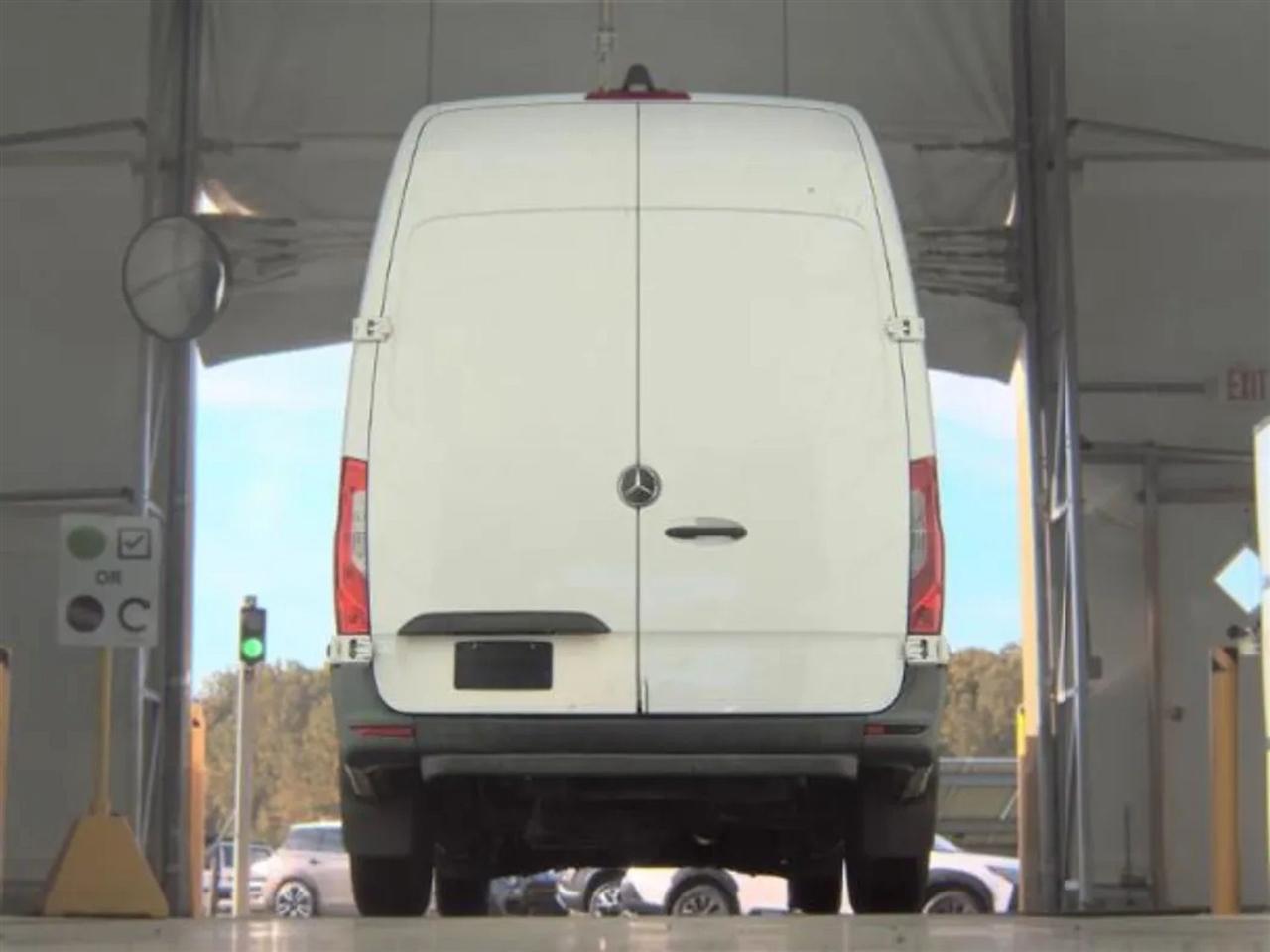 Mercedes-Benz Sprinter 2500 144-in. WB 2021