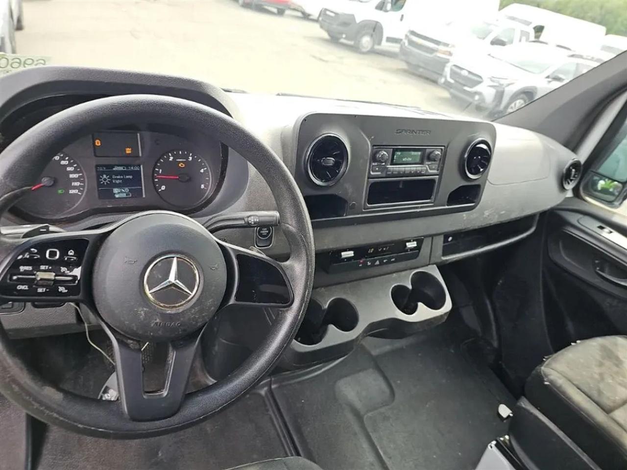 Mercedes-Benz Sprinter 2500 144-in. WB 2021