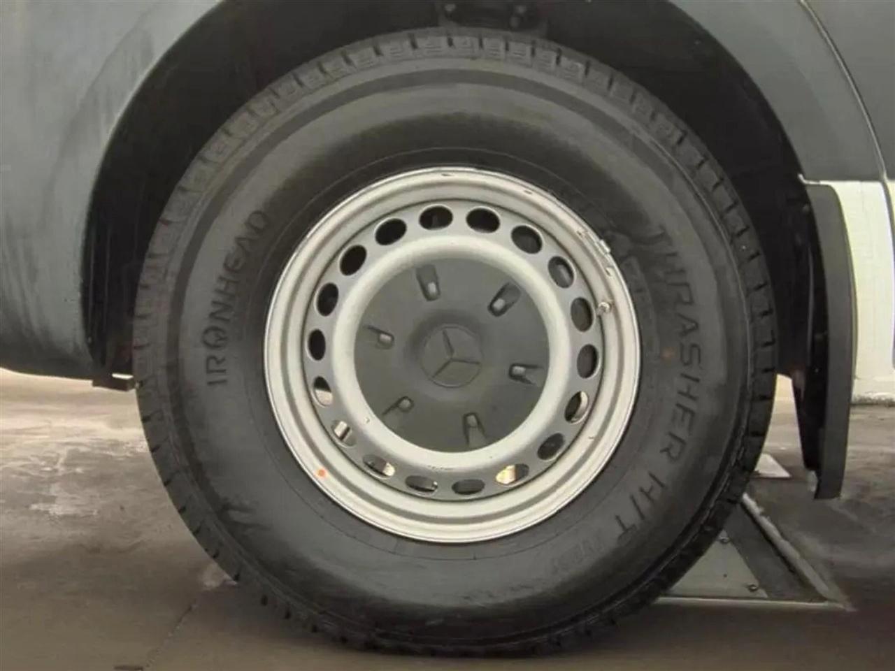 Mercedes-Benz Sprinter 2500 144-in. WB 2021