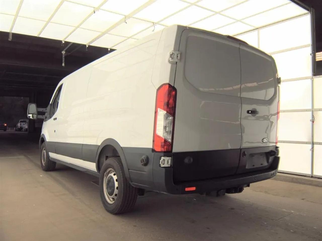 Ford Transit 350 Van Low Roof Sliding Pass. 130-in. WB 2020