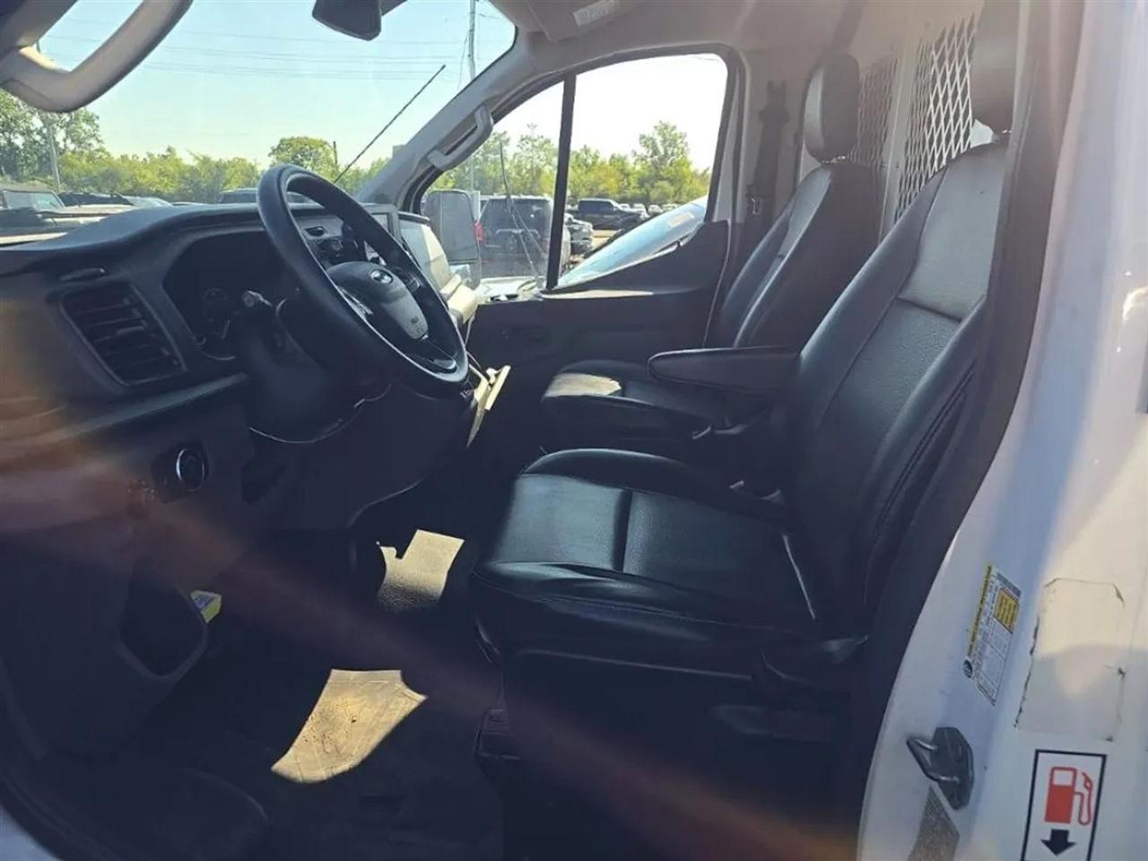 Ford Transit 350 Van Low Roof Sliding Pass. 130-in. WB 2020