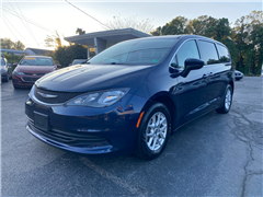 2020 Chrysler Voyager 