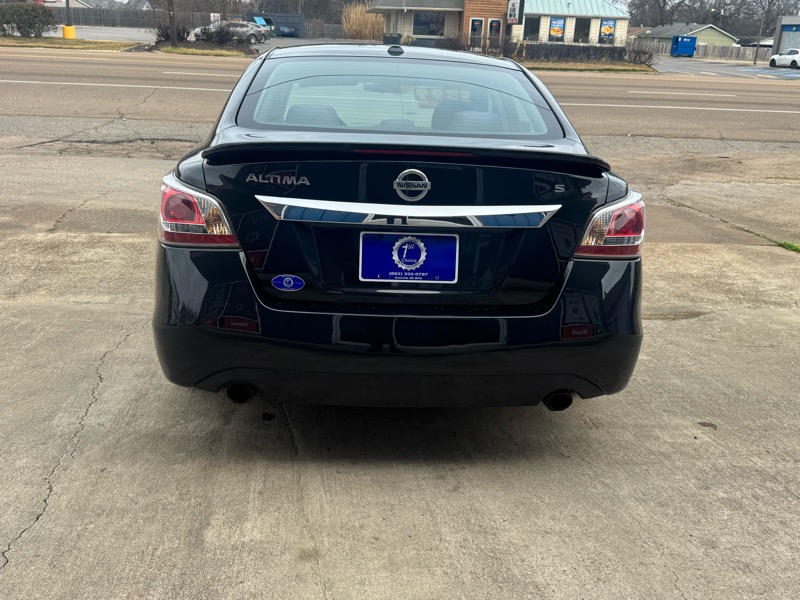 Nissan Altima 2.5 SV 2015