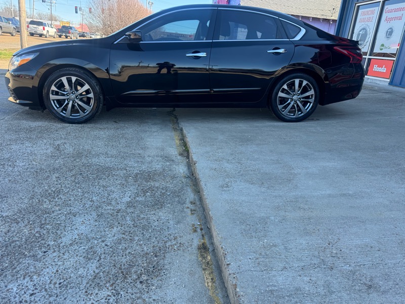 Nissan Altima 2.5 SV 2018