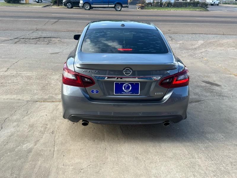 Nissan Altima 2.5 SV 2018