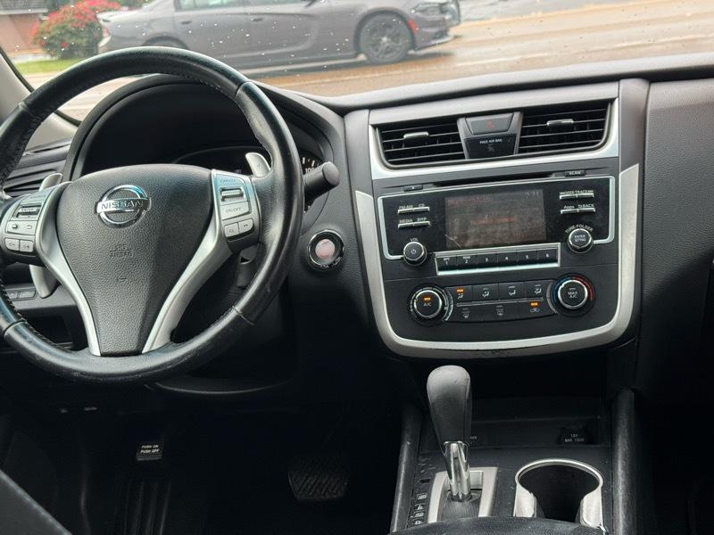 Nissan Altima 2.5 SR 2016