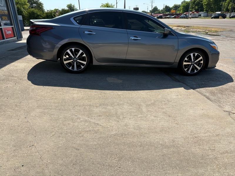 Nissan Altima 3.5 SR 2017