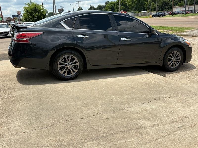 Nissan Altima 2.5 SV 2015