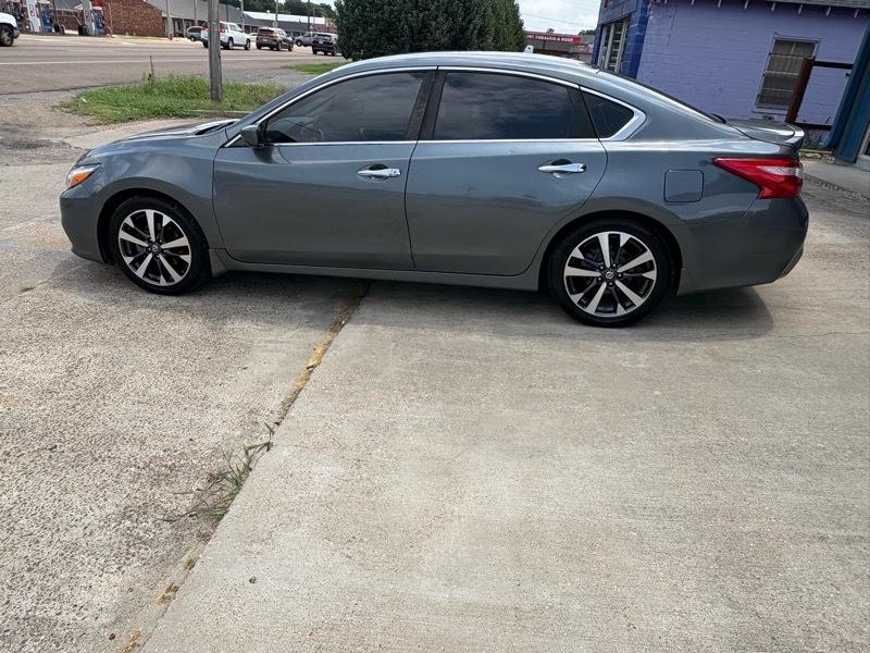 Nissan Altima 2.5 SR 2016