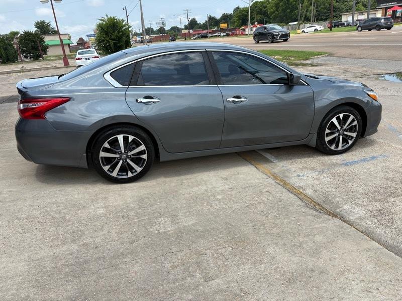 Nissan Altima 2.5 SR 2016