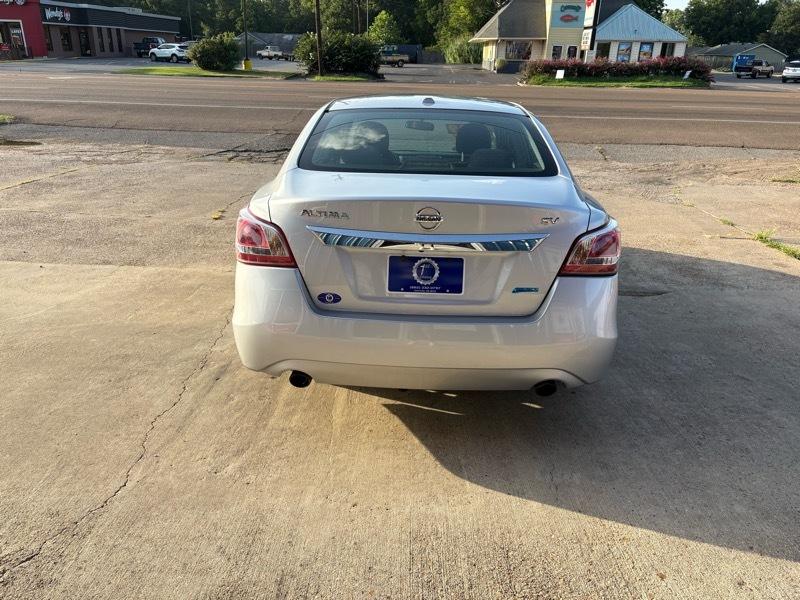 Nissan Altima 2.5 SL 2013