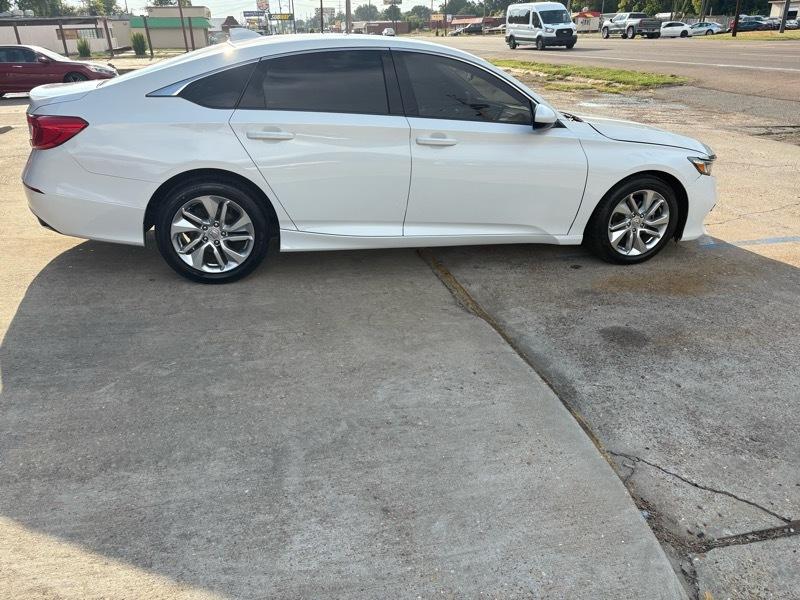 Honda Accord LX CVT 2020