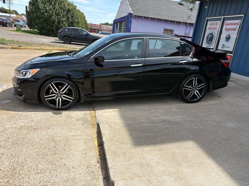 2016 Honda Accord Sport - Photo 2