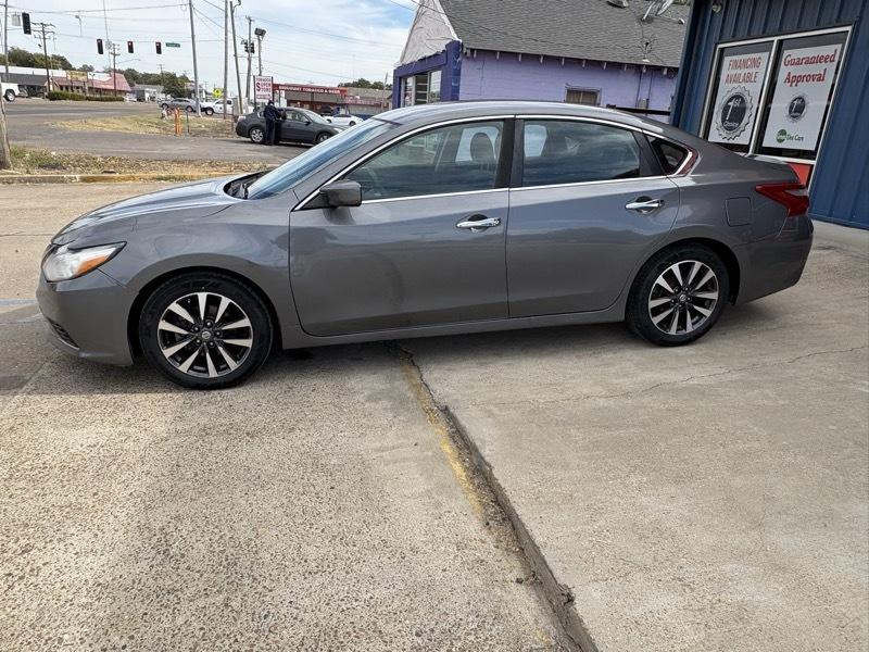 Nissan Altima 2.5 SV 2018