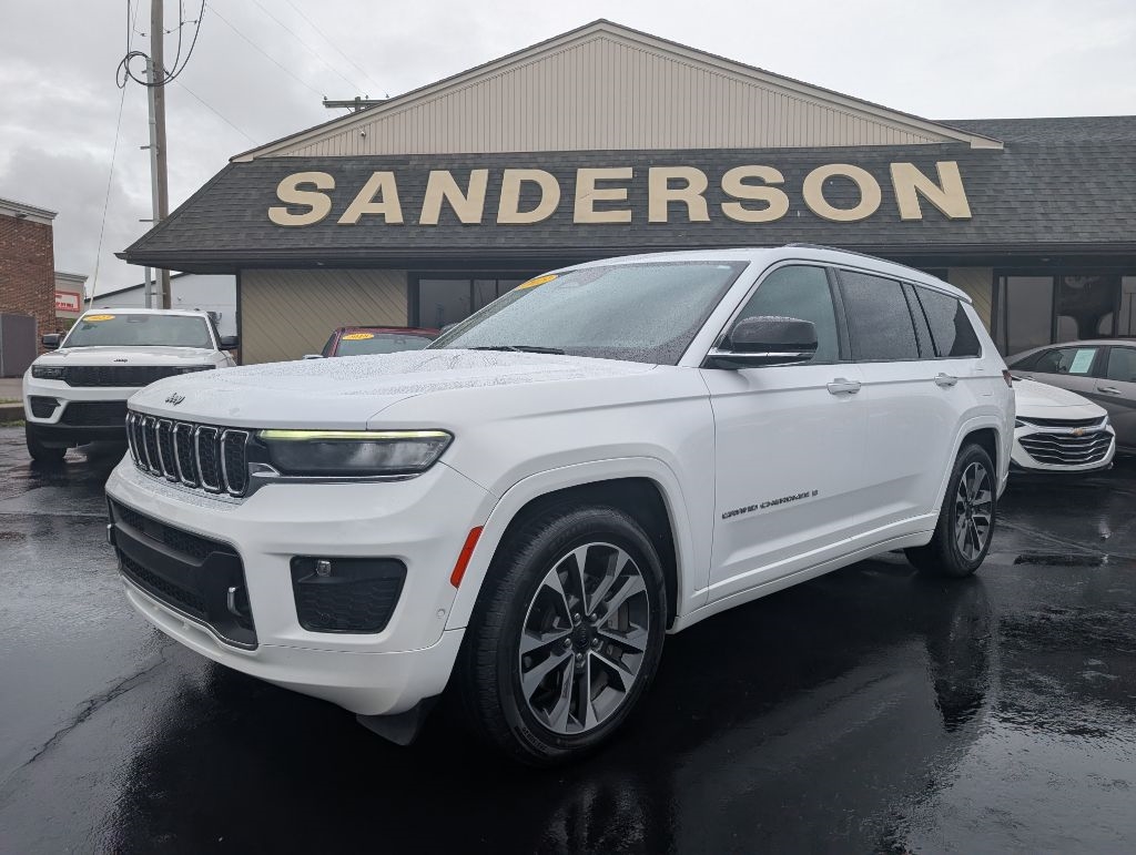 2023 Jeep Grand Cherokee Overland 4WD