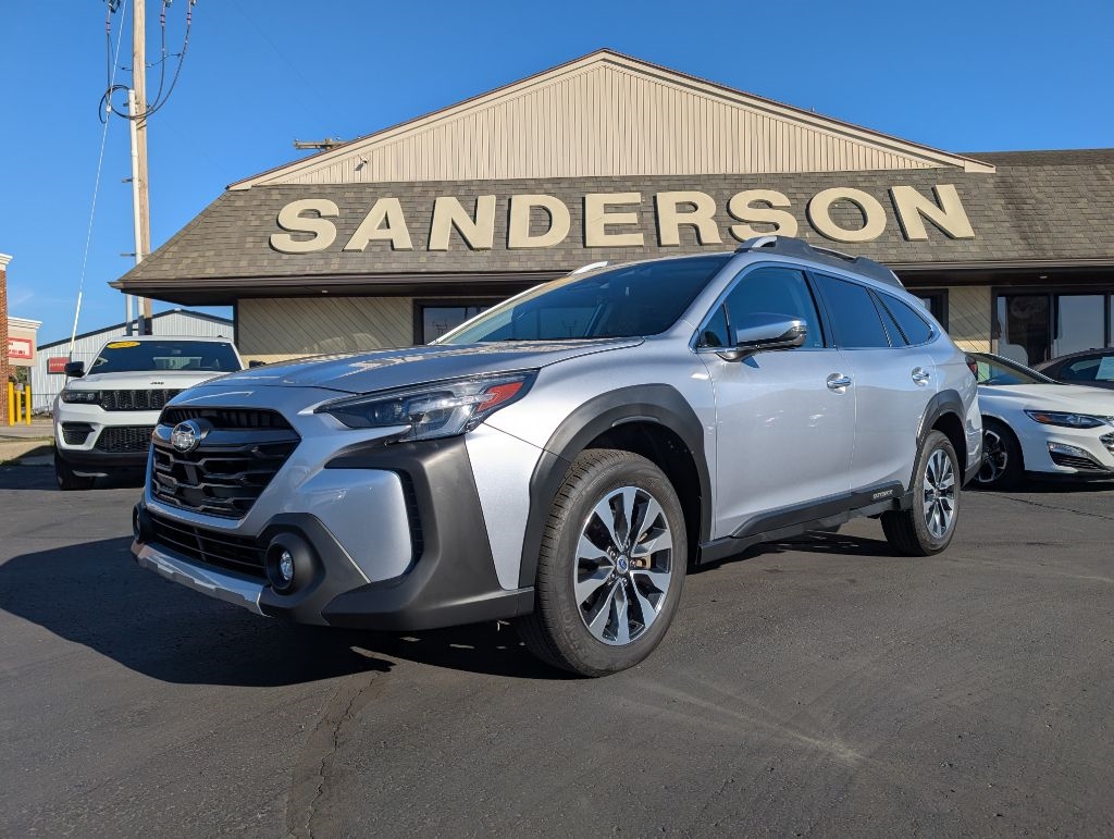 2023 Subaru Outback Touring