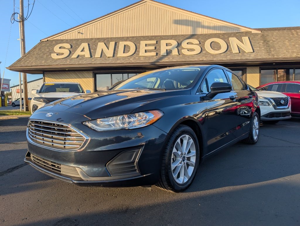2020 Ford Fusion SE