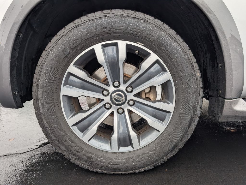 2020 Nissan Armada SL photo 2