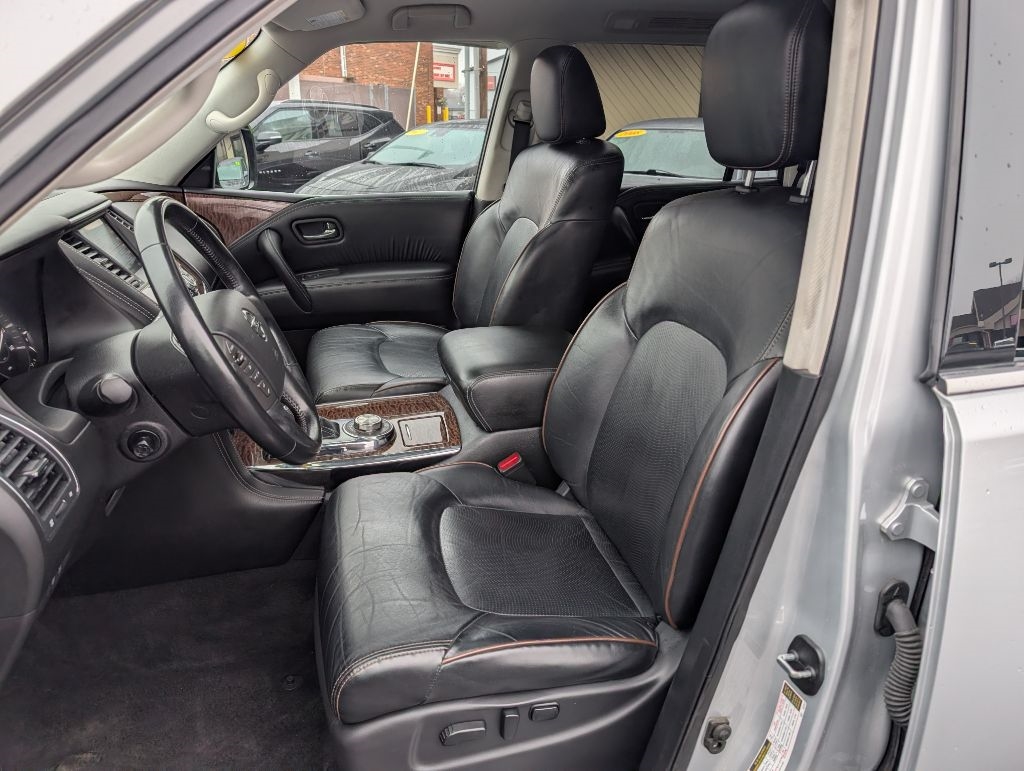 2020 Nissan Armada SL photo 3