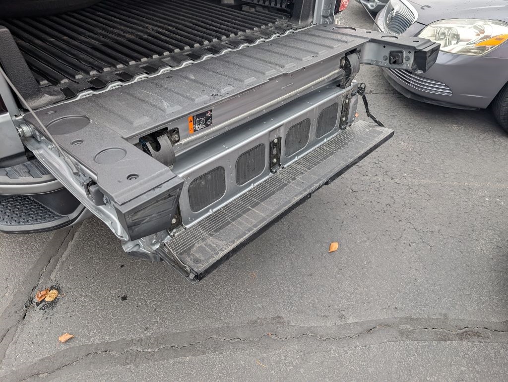 2023 Gmc Sierra Elevation photo 4