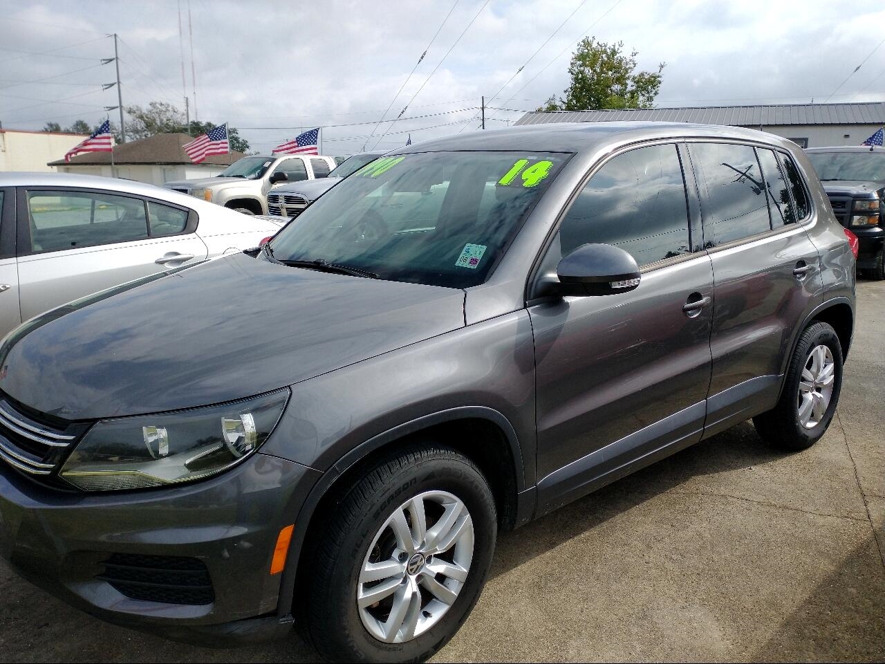 2014 Volkswagen Tiguan S