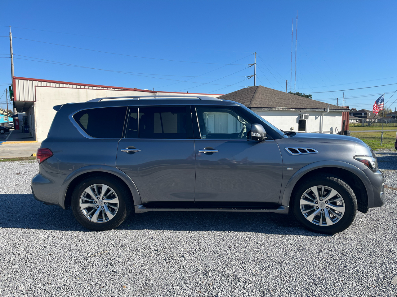 Infiniti QX80 2WD 2017