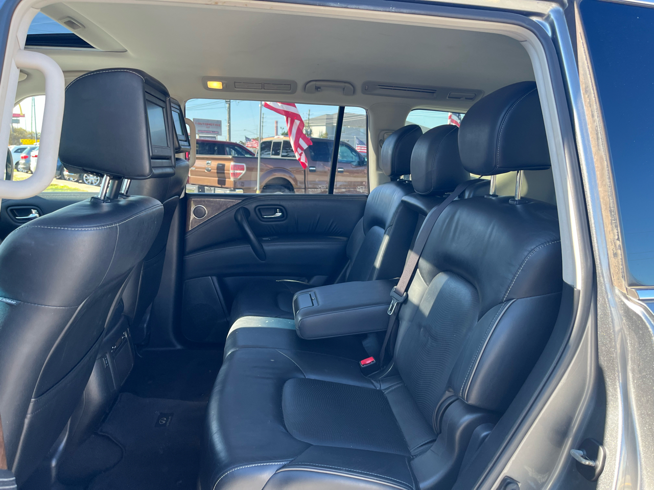 Infiniti QX80 2WD 2017