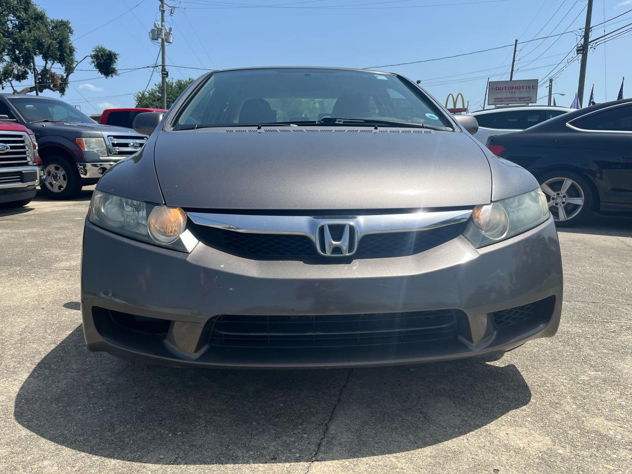 Honda Civic LX Sedan 5-Speed AT 2010