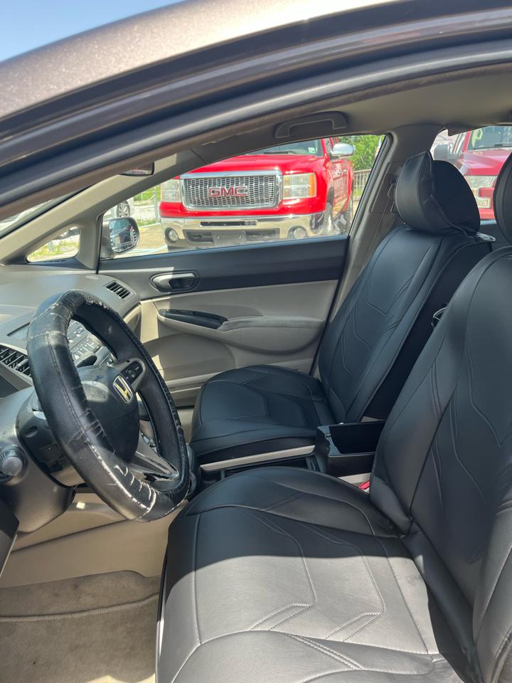 Honda Civic LX Sedan 5-Speed AT 2010