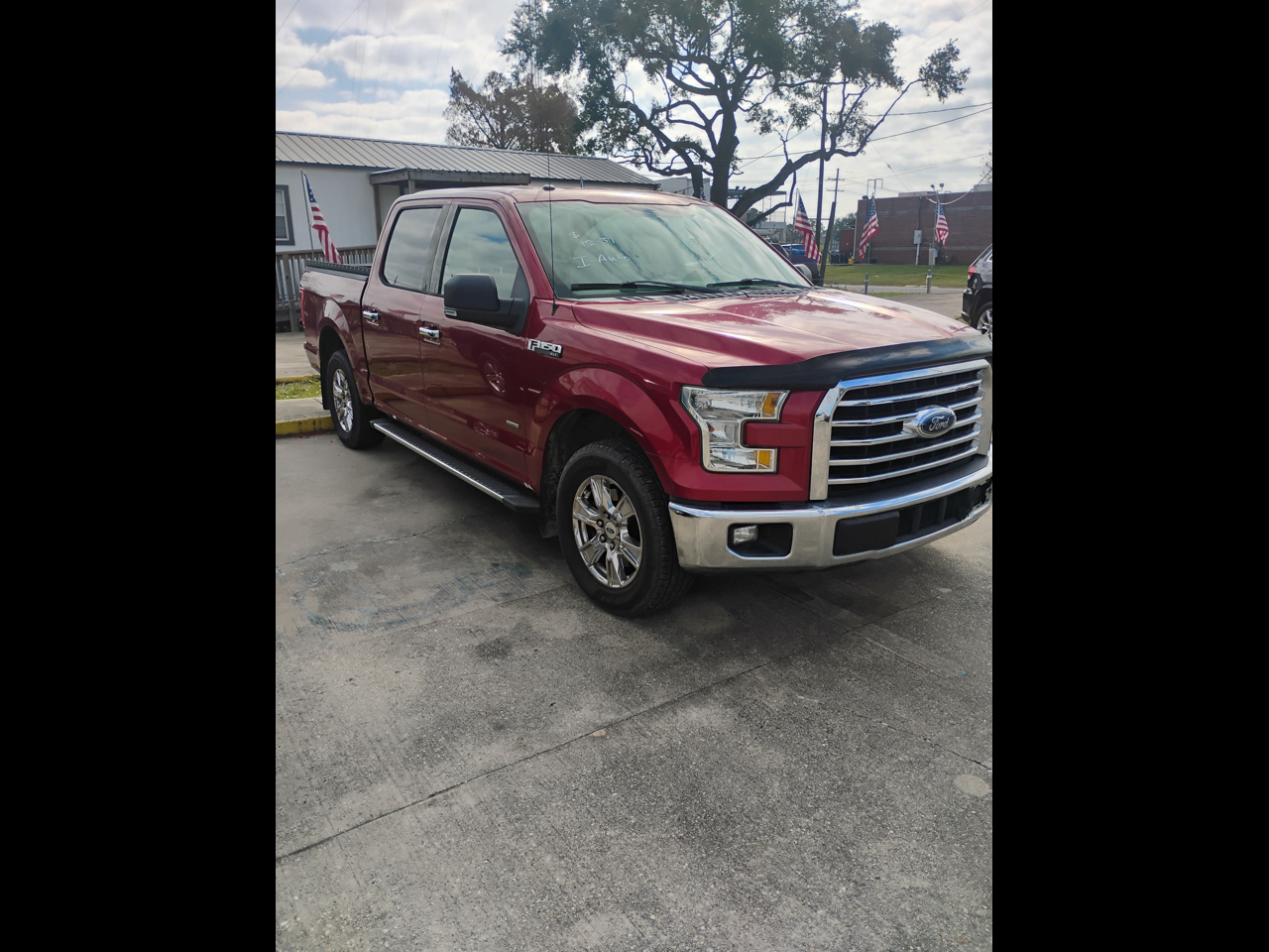 Ford F-150 XLT SuperCrew 5.5-ft. Bed 2WD 2015
