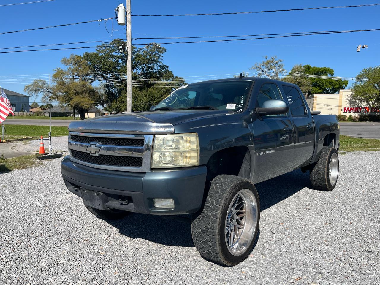 2008 Chevrolet Silverado 1500 LTZ Crew Cab 4WD