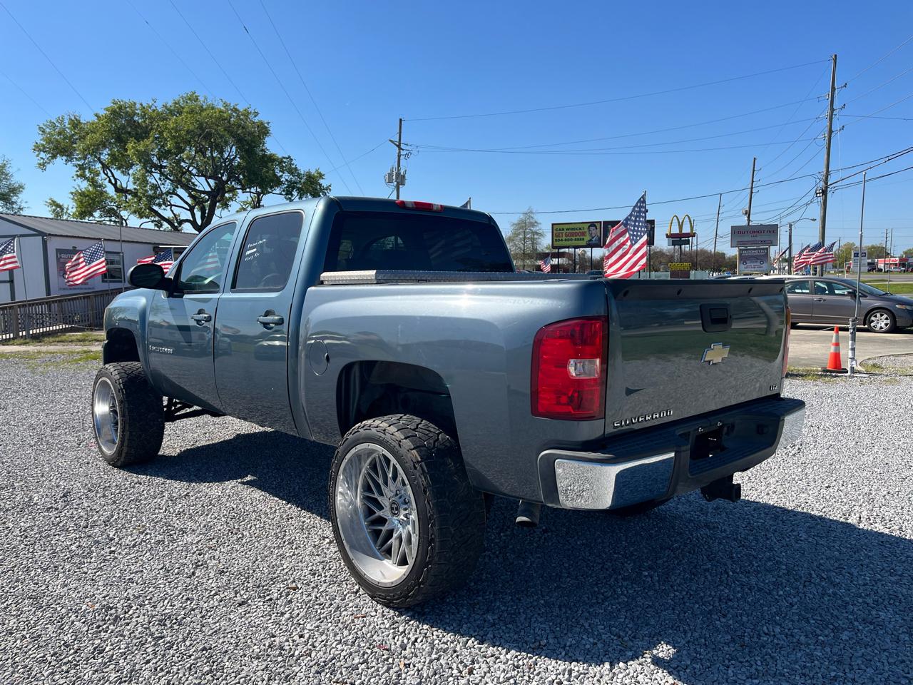 Chevrolet Silverado 1500 LTZ Crew Cab 4WD 2008