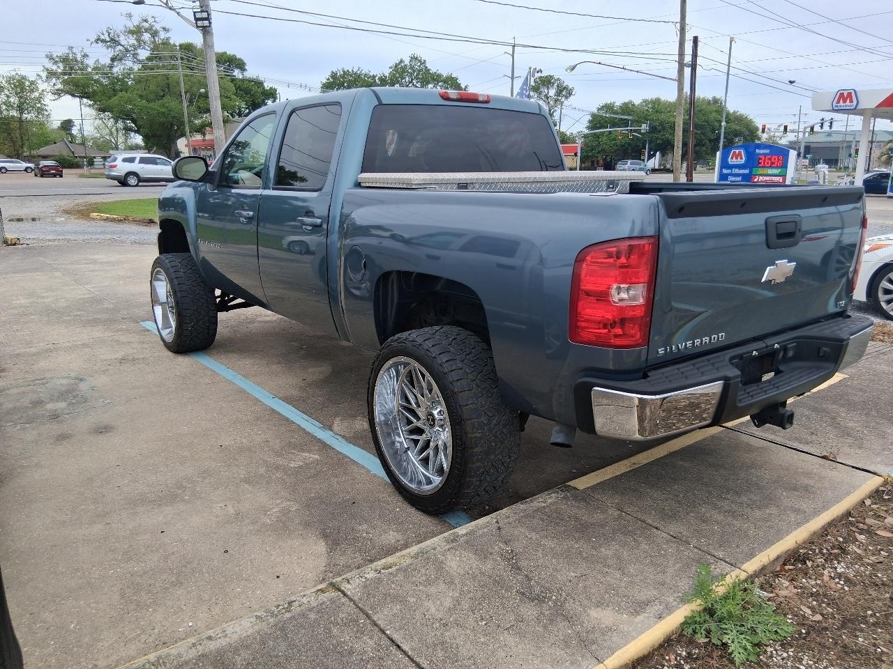 Chevrolet Silverado 1500 LTZ Crew Cab 4WD 2008
