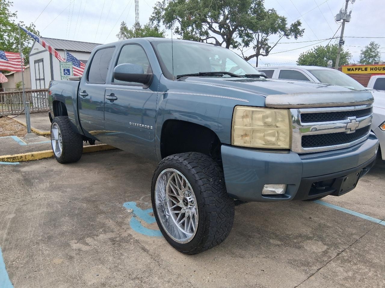 Chevrolet Silverado 1500 LTZ Crew Cab 4WD 2008