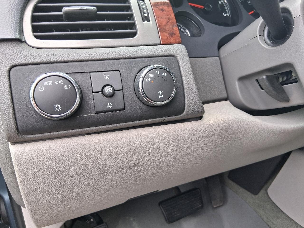 Chevrolet Silverado 1500 LTZ Crew Cab 4WD 2008