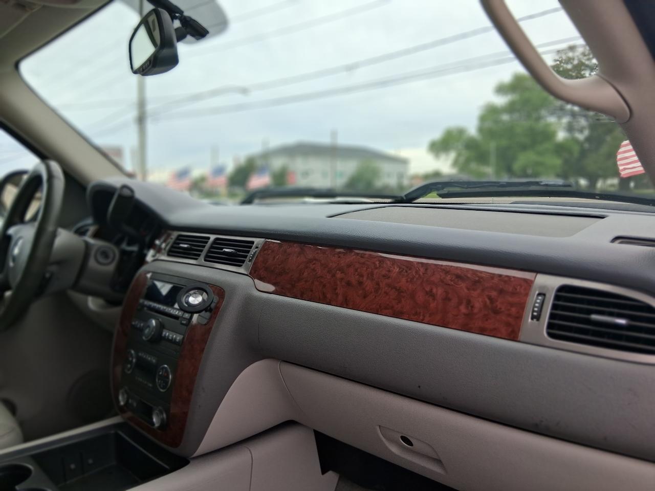 Chevrolet Silverado 1500 LTZ Crew Cab 4WD 2008